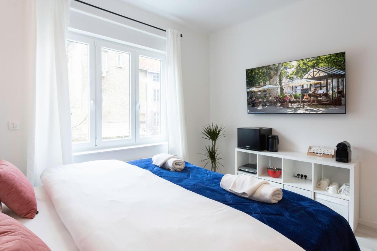 Design Triplex In The City Center With A Balcony Apartment Zagreb Exterior photo